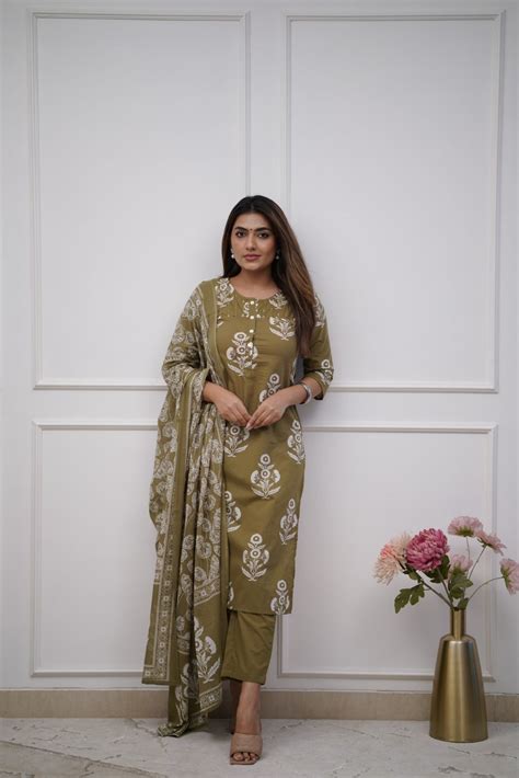 Dupatta Pant Set – Taana Baana