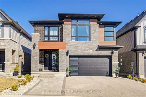 712 Wood Lily Street, Waterloo, ON N2V 0G2