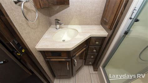 Beacon RVs 的图像结果