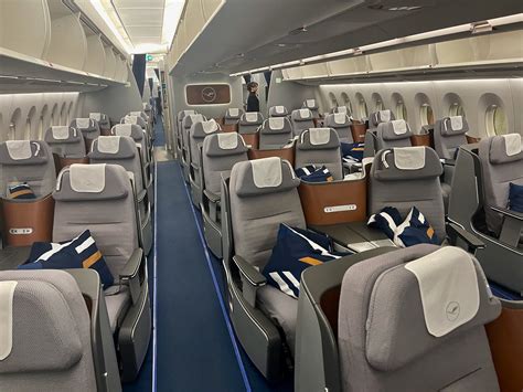Lufthansa 777 Business Class 的图像结果