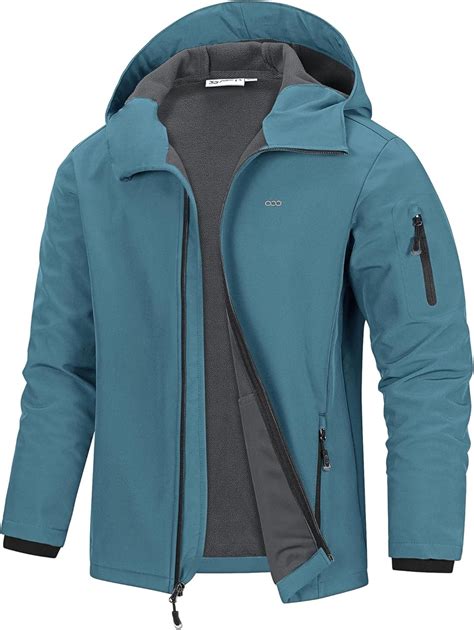 Comparing Top Men's and Women's Waterproof Winter Jackets - i.Tours