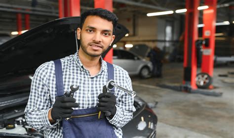 Top Car Mechanic Near Me in Mumbai | Why Choosing a Good Car Mechanic ...