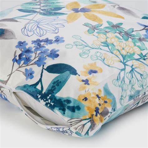 Buy Lavish Set of 2 Cushion Covers - 40x40cm from Home Centre at just ...