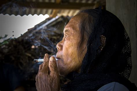 Empat Dasar Merokok Adalah Aktivitas Legal