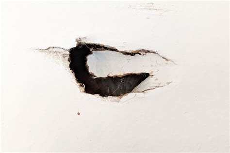 Drywall Repair Cost: What Is a Fair Price for Your Project?