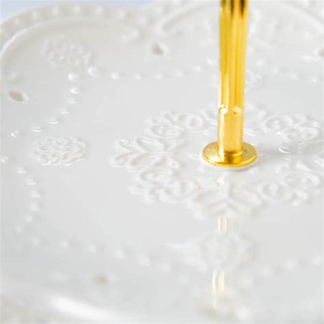 White Crochet Ceramic 2-tier Cupcake Stand Online - Premium Cake Stand ...