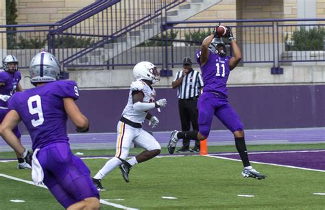 St. Thomas football extends home win streak to 33 with 43-6 win over ...