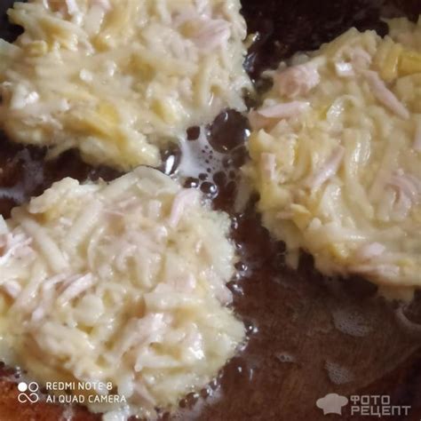 Рецепт: Драники с сыром и колбасой | Сытные и вкусные