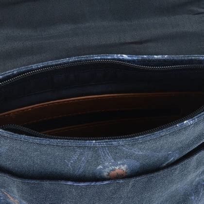 ДАМСКА ЧАНТА ANIMAL CORI CROSS BODY Раници и чанти LU9SQ309X24O/S - 17 ...