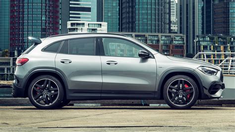 Mercedes-AMG GLA 45 S