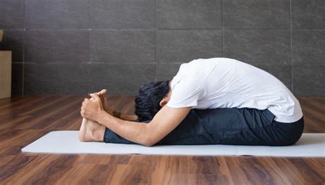 Padahastasana Yoga: Steps and Benefits Explained | FITPASS