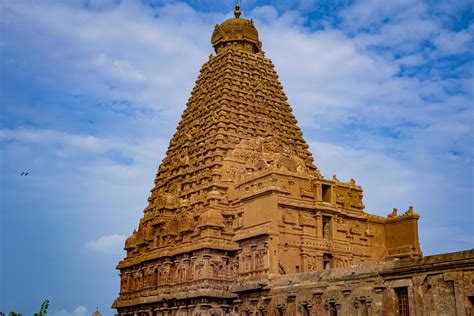 Tanjore Big Temple or Brihadeshwara Temple was built by King Raja Raja ...