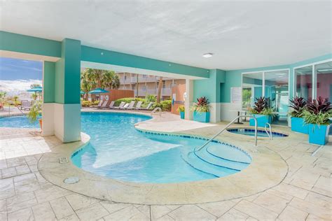 Hilton Garden Inn Orange Beach Beachfront Pool Pictures & Reviews ...