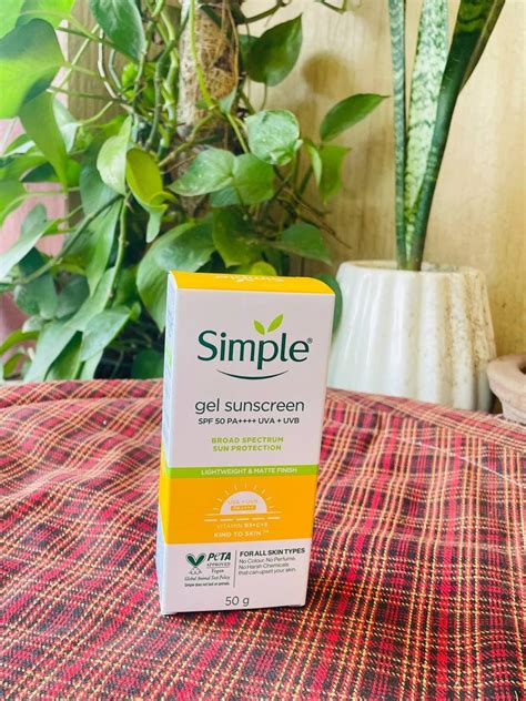 Simple Kind to Skin Gel Sunscreen SPF 50 PA++++ | Lightweight, Matte ...