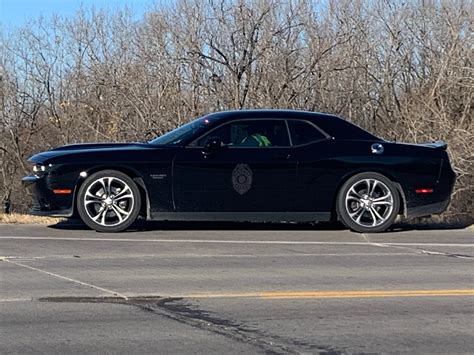 Emporia man unhurt after injury crash in Johnson County | KVOE