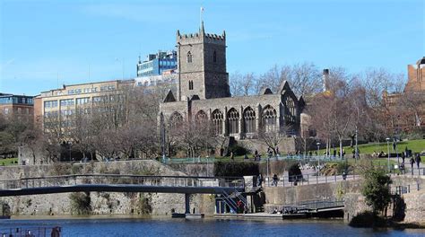 Castle Park Bristol Events | Festivals, Concerts & Outdoor Activities ...