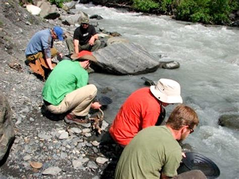 Crow Creek Mine | Girdwood Things To Do | ALASKA.ORG