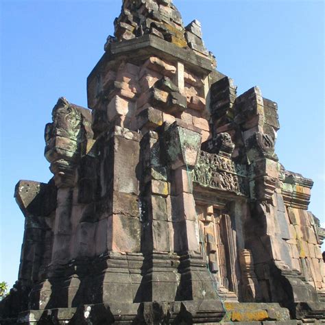Phra That Narai Cheng Weng, Sakon Nakhon - Tripadvisor