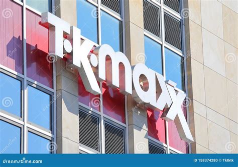 TK Maxx Clothes Shop Berlin Germany Editorial Image - Image of american, shopping: 158374280