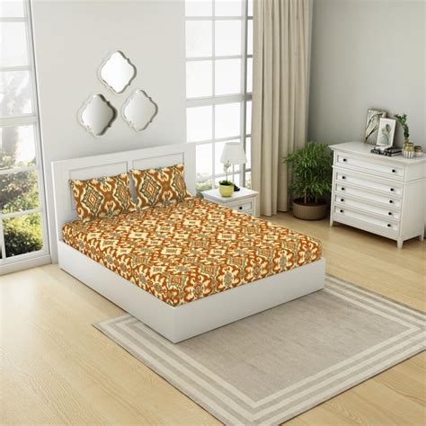 Buy SPACES Ikkat Cotton 144TC Printed 3Pcs King Fitted Bedsheet Set ...
