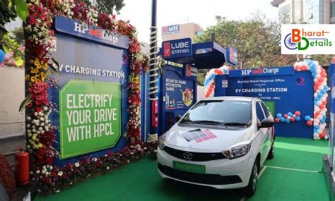 THE WORLD'S FIRST STREETLAMP ELECTRIC VEHICLE CHARGER HAS BEEN LAUNCHED ...