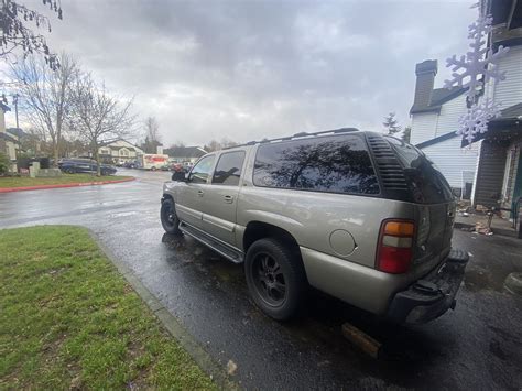 2000 Chevrolet Suburban for Sale in Everett, WA - OfferUp