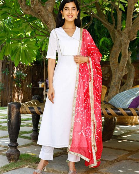 White Kurta with Pink Dupatta | Ambraee – Ambraee