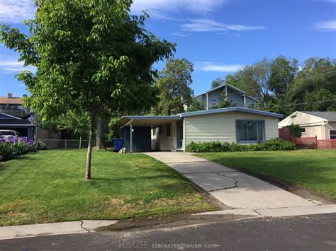 Almeria at Ocotillo Apartments. Click to Check Availability