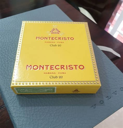 Montecristo Club (Pack of 20) - www.cigarsindia.in