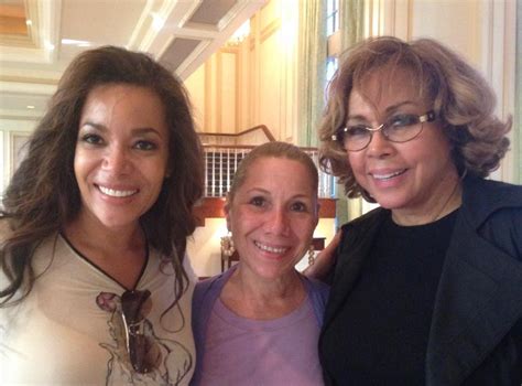 The View hosts throw major shade at Sunny Hostin's 'personality' as ...