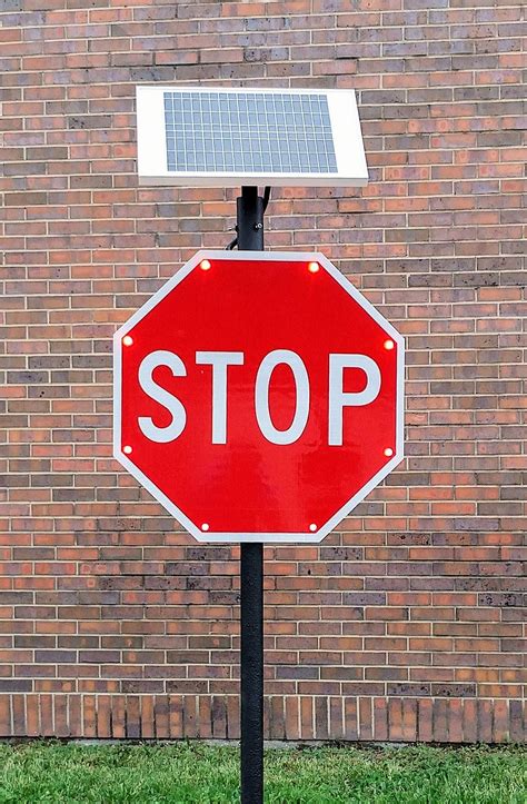 LED Stop Sign 的图像结果