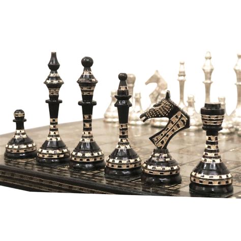 Chess Set 的图像结果