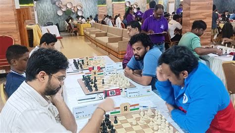 KCA 1st GM R8: Levan Pantsulaia maintains his sole lead - ChessBase India