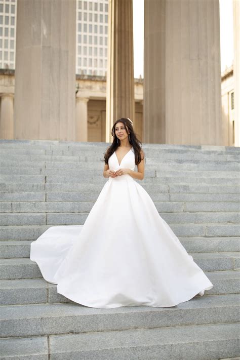 Lisbeth - 7755 - Serena Bridal
