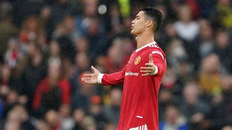 Premier League hits and misses: Manchester United's puzzle lacks a ...