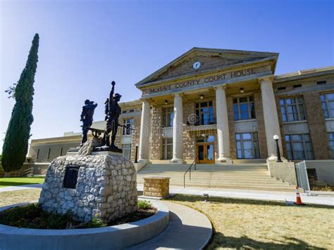 Exterior View of the Mohave County Superior Court Editorial Photo ...