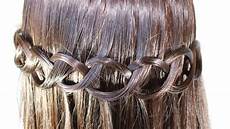 Stylish Hairstyles For Hair by Easy Hairstyles For Hair On Graduation Best Stylish Hairstyles For Hair