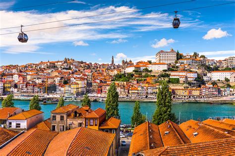 8 Ways How to get from Lisbon to Porto (or Porto to Lisbon) - Traveller Tours BlogTraveller ...
