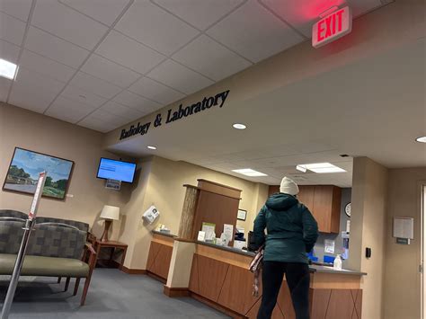 CARLE CHAMPAIGN ON CURTIS - Champaign IL - Hours, Directions, Reviews ...