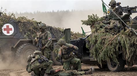 Chilling Nato plans for 5 tank superhighways to flood frontline with ...