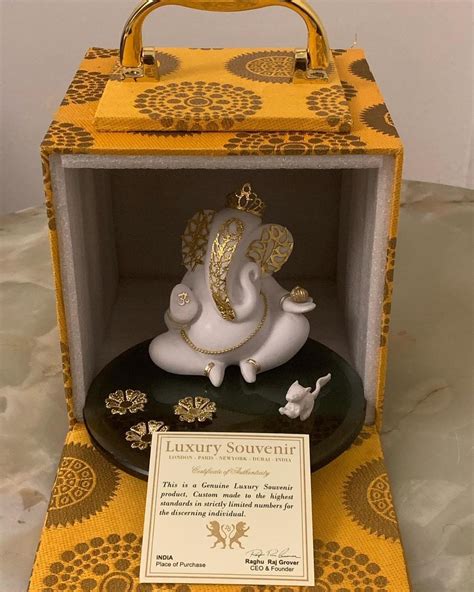 24Kt Gold Plated Ganesh Ji in Luxury Gift Box BESPOKE GIFTS – Luxury ...