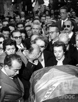 Segundo governo de Vargas: época de crise e tensão - Brasil Escola