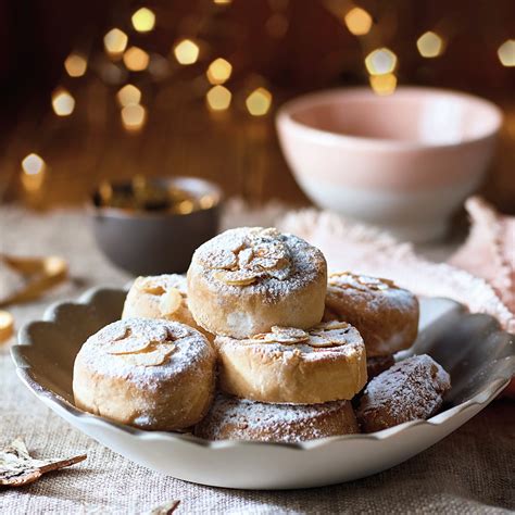 Polvorones de almendra tradicionales, la receta más fácil para hacerlos ...