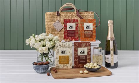 French Market Basket (Medium) with Chandon & Sweets | Maggie Beer