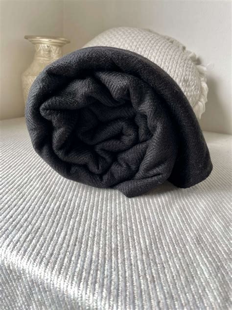 100% Premium Cashmere Black Throw Blanket-Alchemy Story