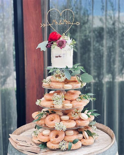 Wedding Cake Alternatives Guide for 2024 | Wedding Forward