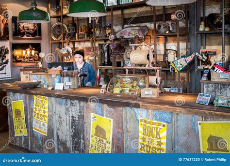 American Pickers Store editorial image. Image of american - 77637230