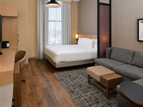 Hotels Near Ukrainian Village | Hyatt Place Chicago/Wicker Park