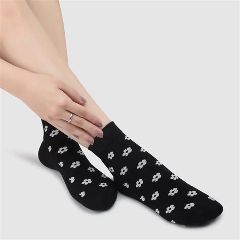 Women Socks – Page 13 – Next2Skin.in