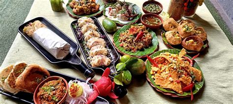 Enjoy the irresistible charm of Indian street food with this festival ...